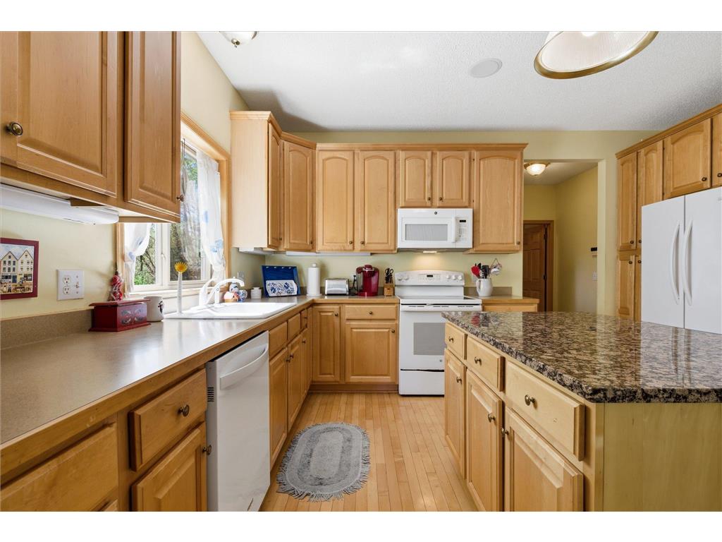 9836 Belmont Lane Eden Prairie MN 55347 7055073 image9