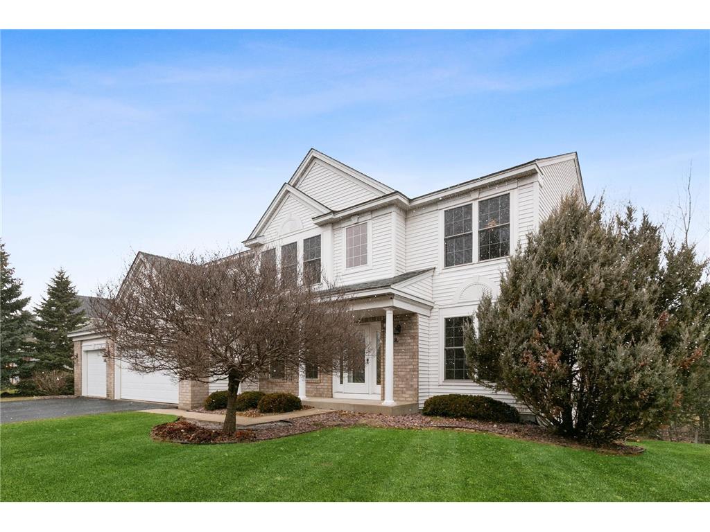 984 Earley Lake Curve, Burnsville, MN, 55306 MLS 6179351 Edina Realty