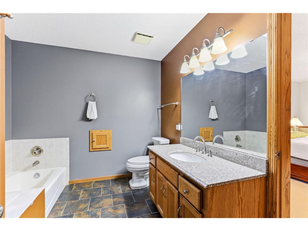 984 Ferndale Street S Maplewood MN 55119 7058950 image17