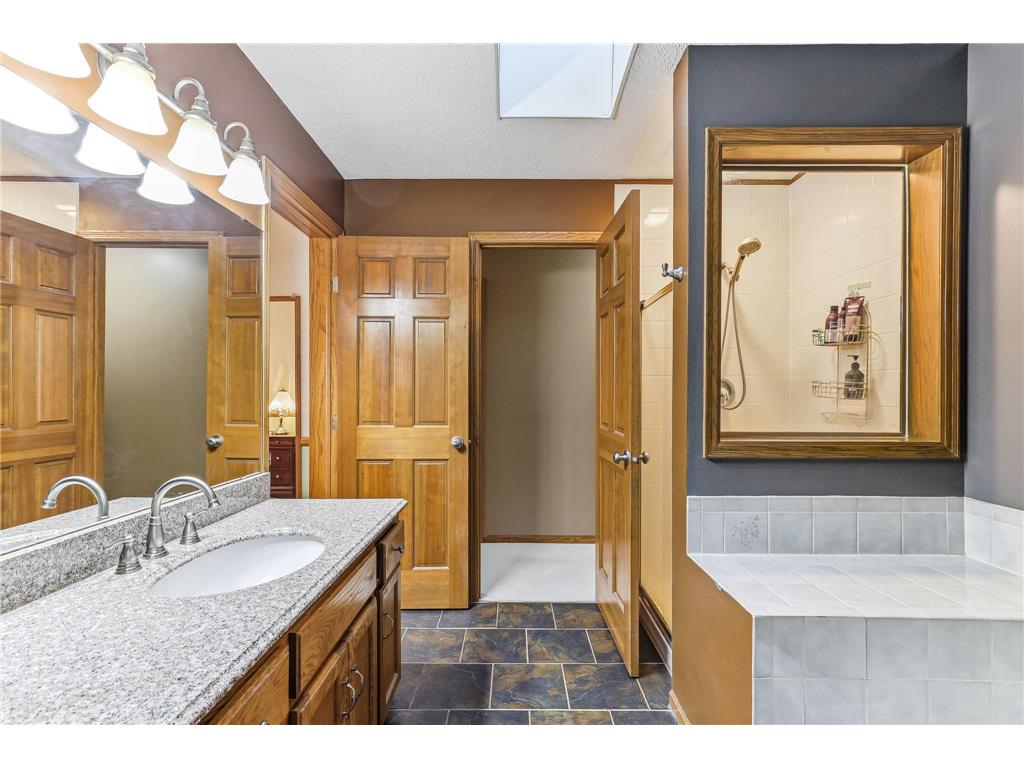 984 Ferndale Street S Maplewood MN 55119 7058950 image18