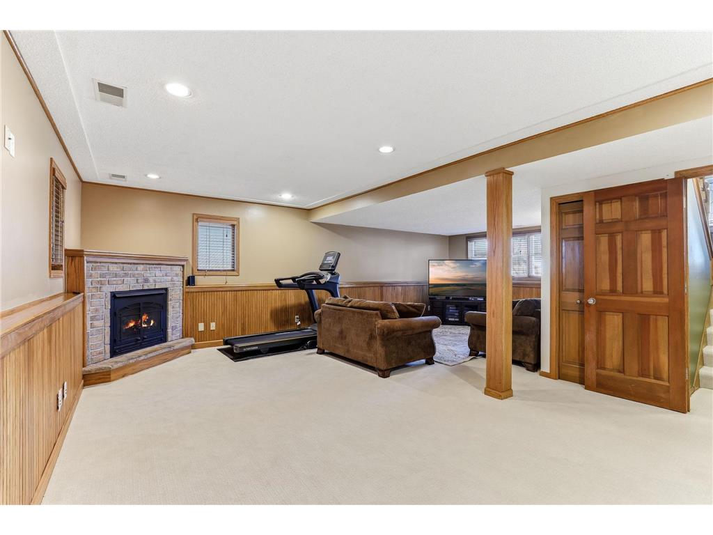 984 Ferndale Street S Maplewood MN 55119 7058950 image25