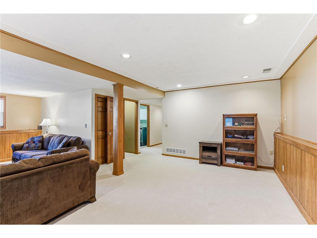 984 Ferndale Street S Maplewood MN 55119 7058950 image29