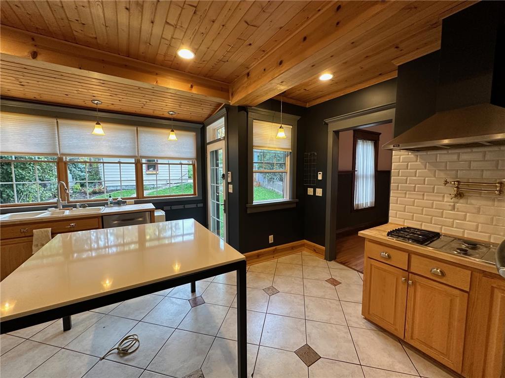 984 Hampden Avenue Saint Paul MN 55114 7060116 image8