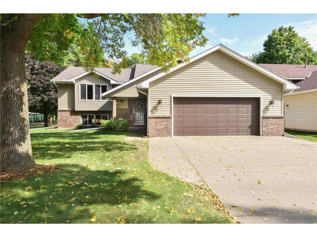9843 Taylor Street NE Blaine MN 55434 6436412 image1