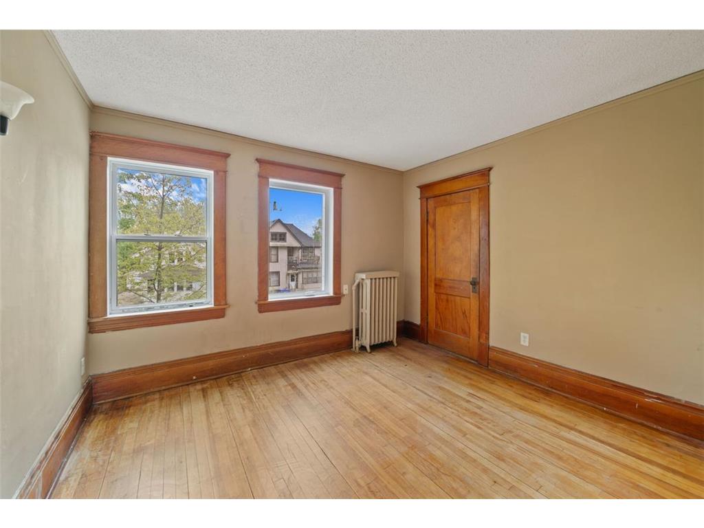 985 5th Street E Saint Paul MN 55106 7075410 image11