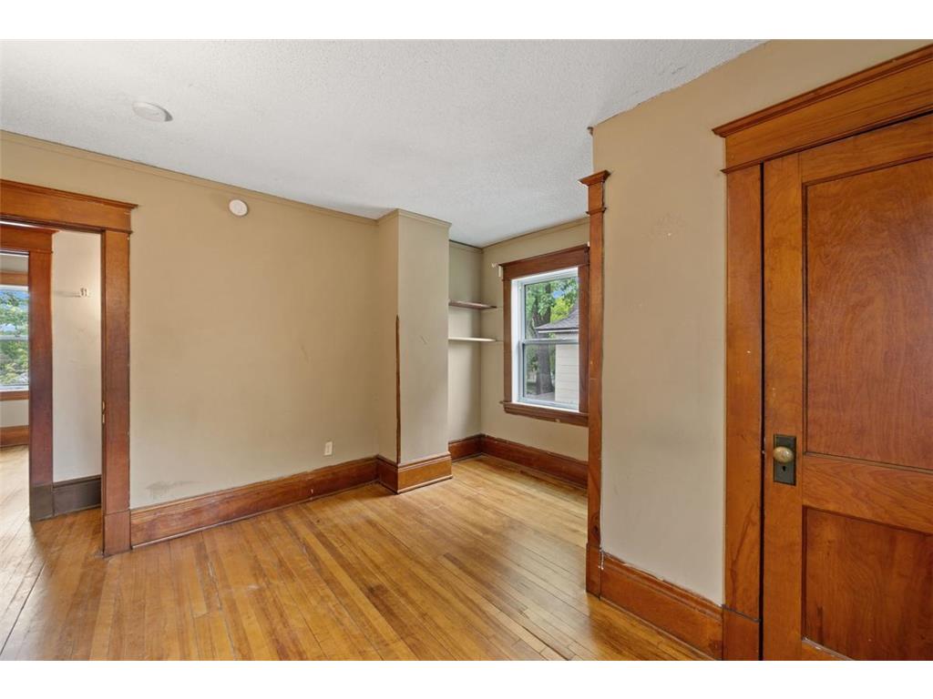 985 5th Street E Saint Paul MN 55106 7075410 image14