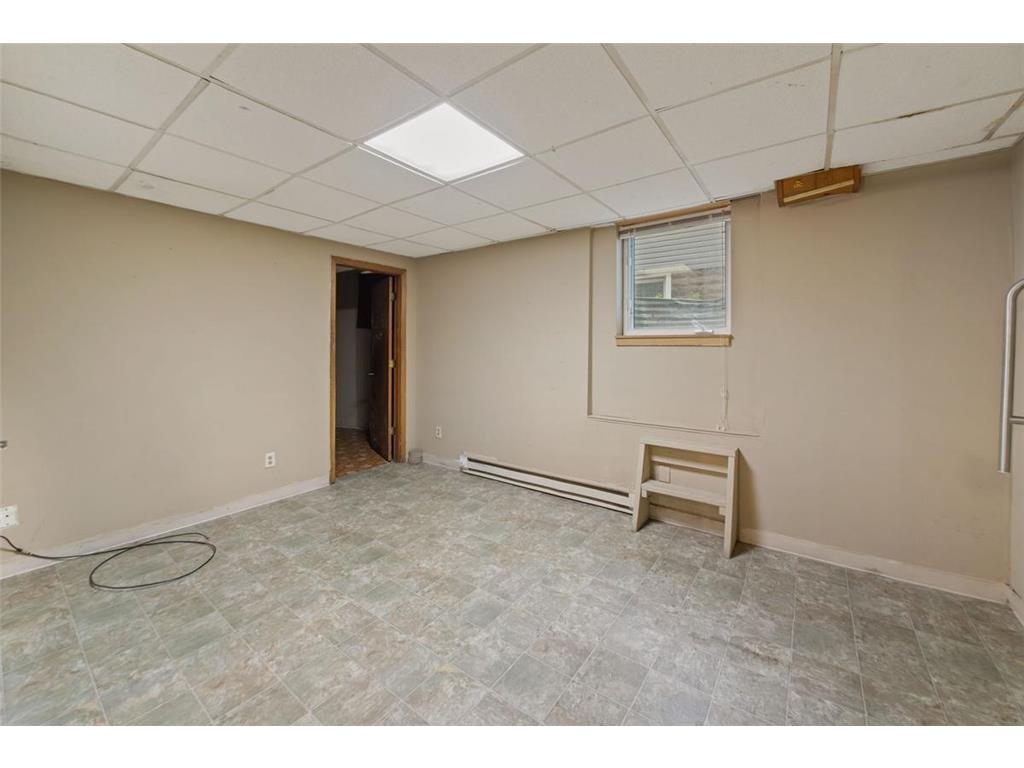 985 5th Street E Saint Paul MN 55106 7075410 image19
