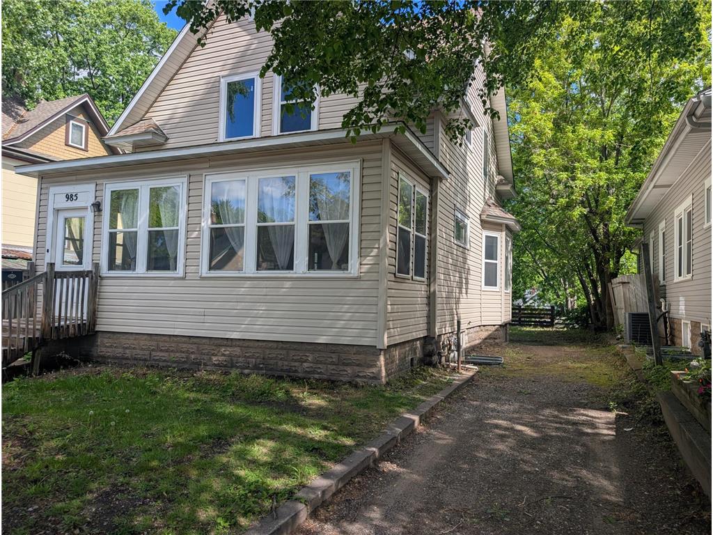 985 5th Street E Saint Paul MN 55106 7075410 image2