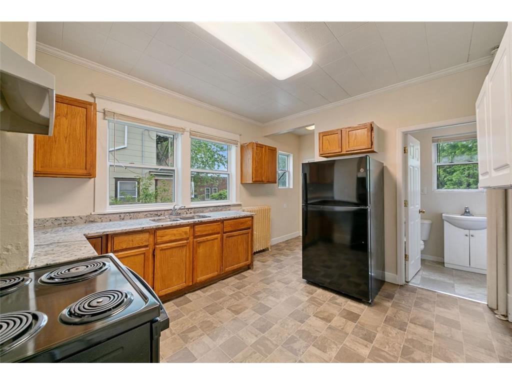 985 5th Street E Saint Paul MN 55106 7075410 image8