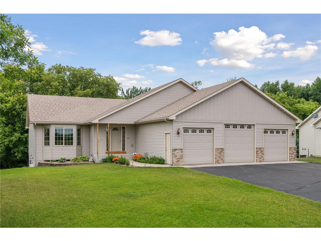 985 Acacia Drive S, Annandale, MN, 55302 MLS 6234865 Edina Realty