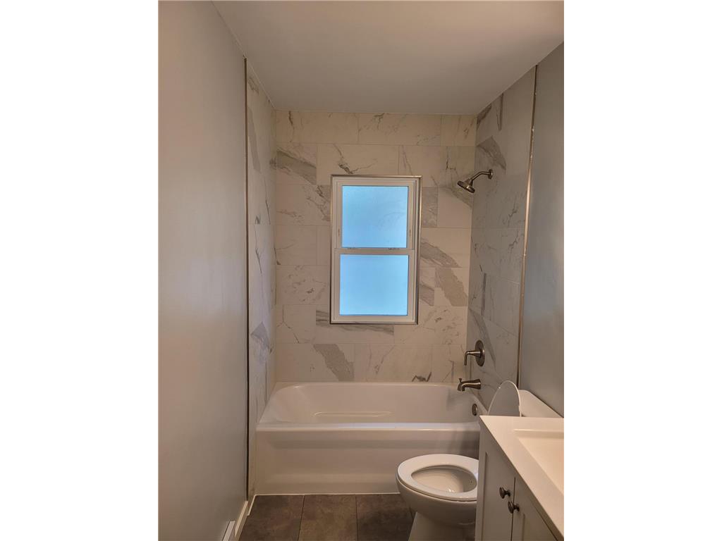 985 Bradley Street Saint Paul MN 55130 7100353 image11