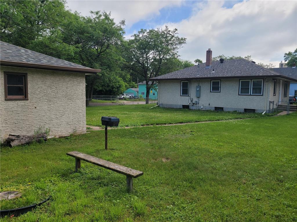 985 Bradley Street Saint Paul MN 55130 7100353 image13