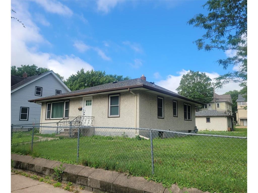 985 Bradley Street Saint Paul MN 55130 7100353 image3