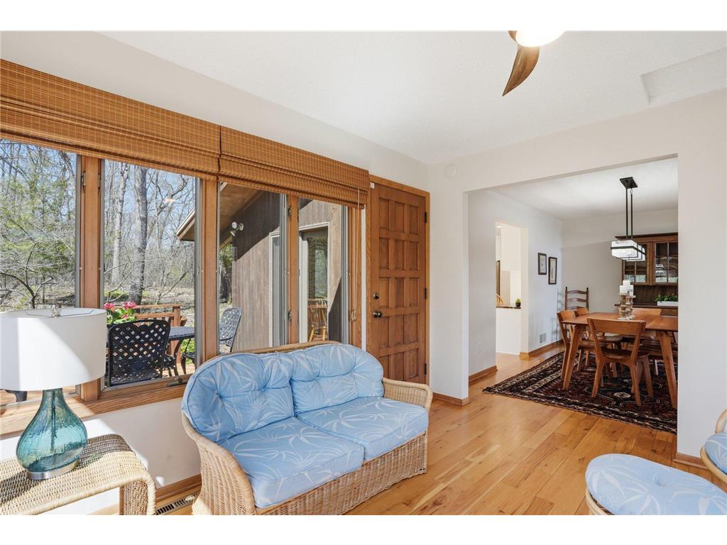 985 Cliff Road Eagan MN 55123 7047184 image32