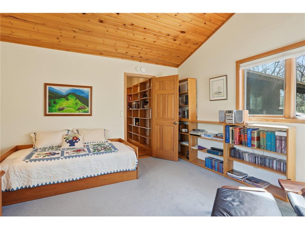 985 Cliff Road Eagan MN 55123 7047184 image39