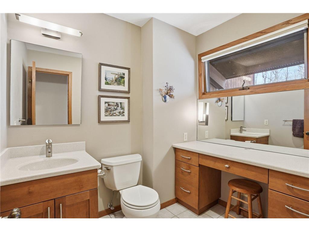 985 Cliff Road Eagan MN 55123 7047184 image51