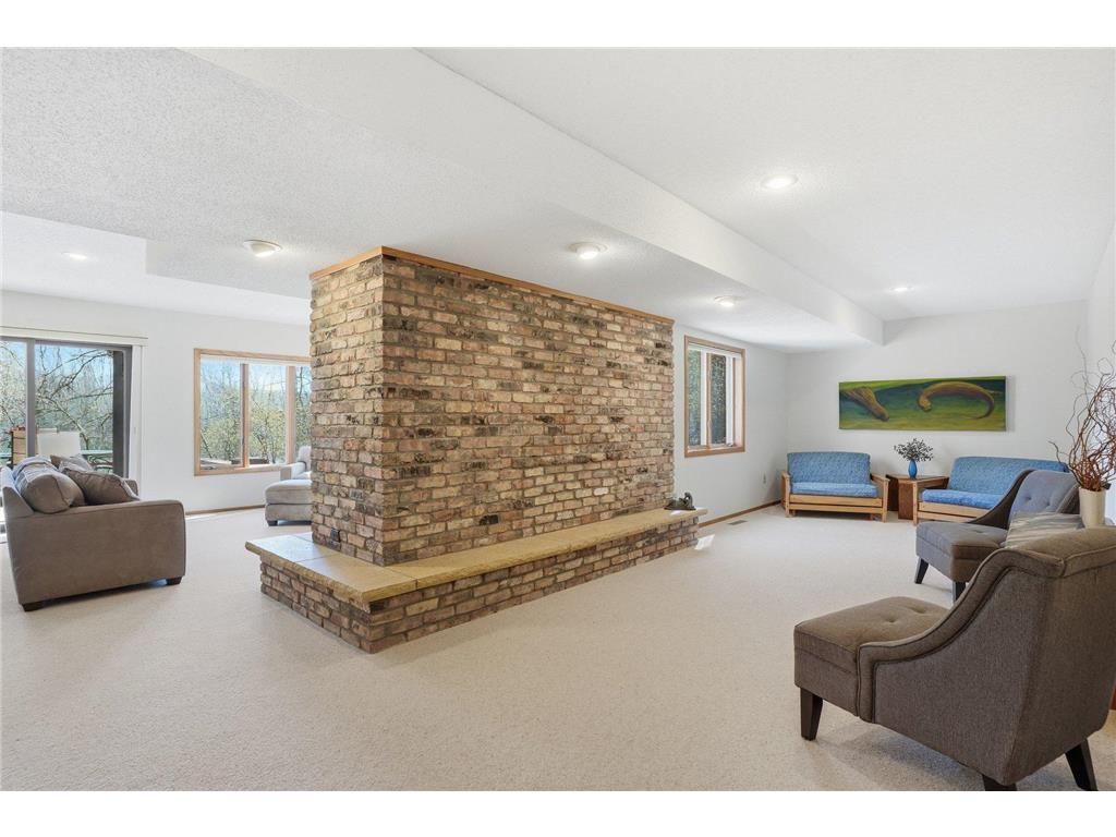 985 Cliff Road Eagan MN 55123 7047184 image71