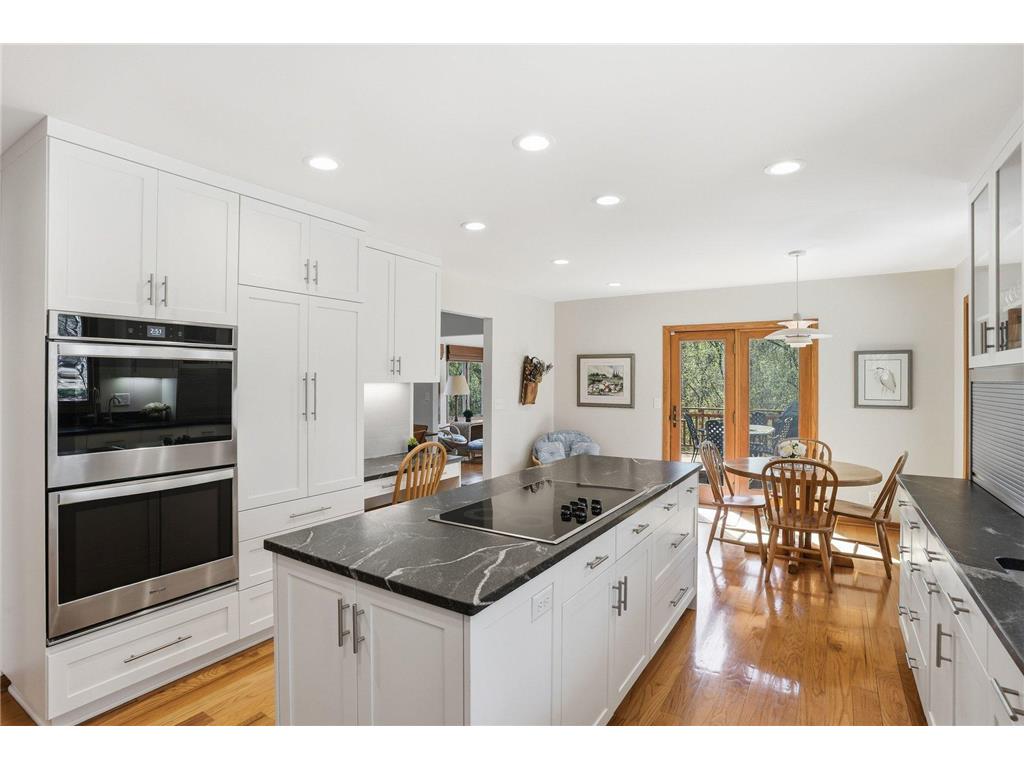 985 Cliff Road Eagan MN 55123 7047184 image8