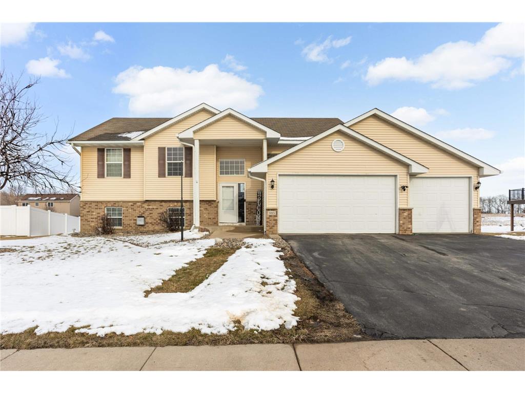 985 Farmers Ridge Trail, Belle Plaine, MN, 56011 MLS 6475265 Edina