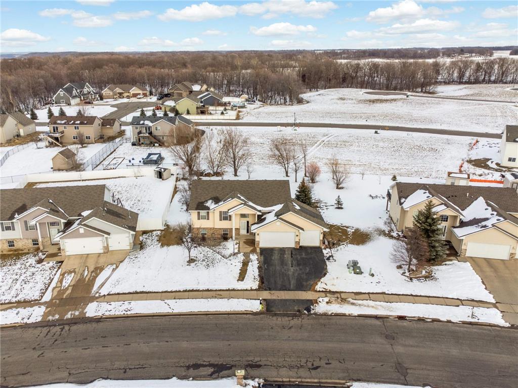 985 Farmers Ridge Trail, Belle Plaine, MN, 56011 MLS 6475265 Edina