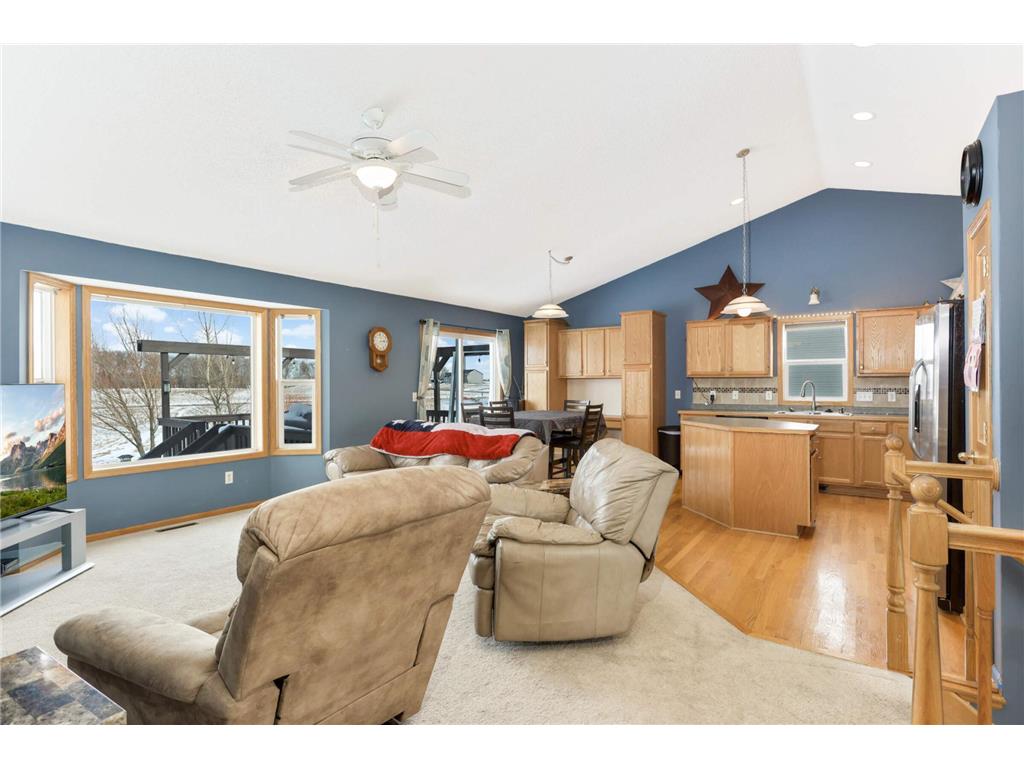 985 Farmers Ridge Trail, Belle Plaine, MN, 56011 MLS 6475265 Edina