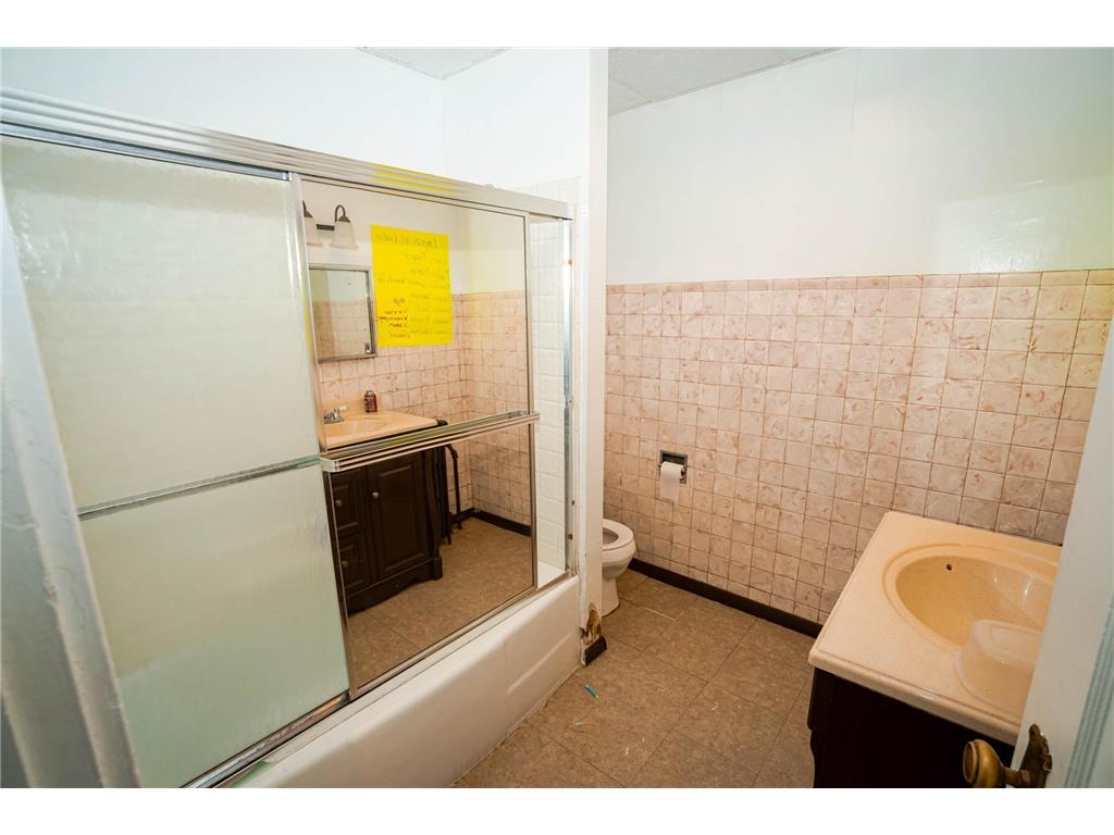 985 Payne Avenue Saint Paul MN 55130 6806885 image9