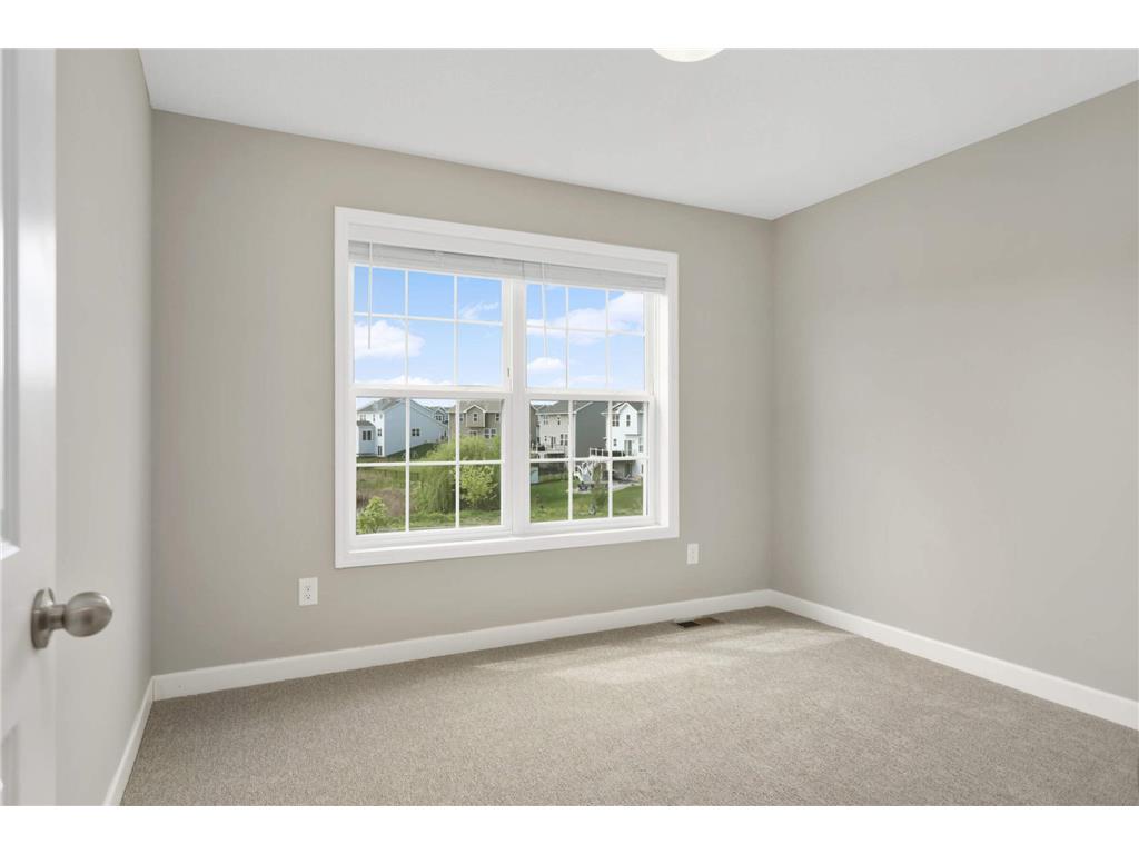 9850 Glacial Valley Road N Woodbury MN 55129 6825168 image35