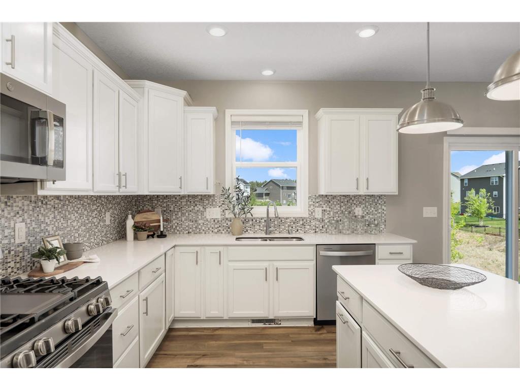 9850 Glacial Valley Road N Woodbury MN 55129 6825168 image9