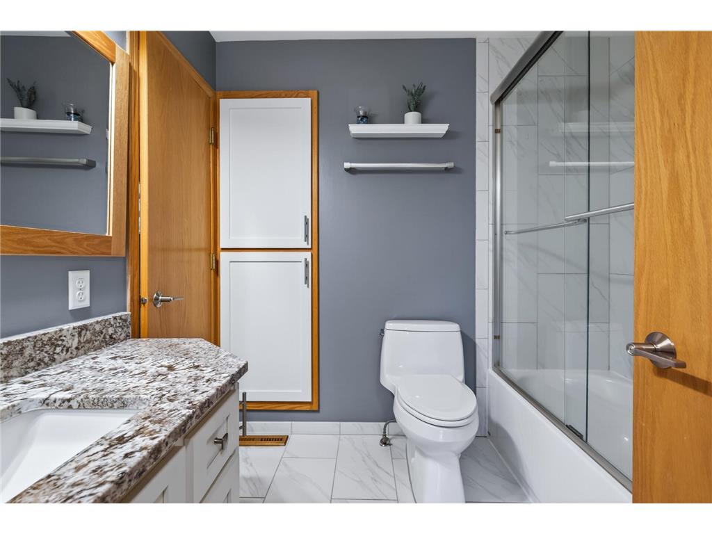 9850 Wynstone Drive Woodbury MN 55125 7084930 image14