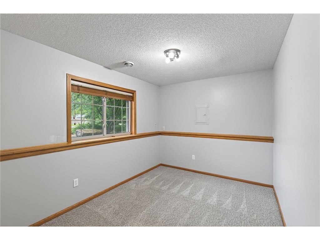9850 Wynstone Drive Woodbury MN 55125 7084930 image16