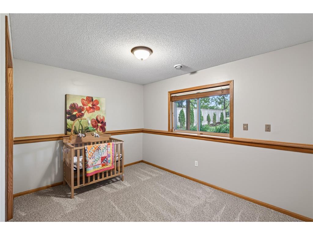 9850 Wynstone Drive Woodbury MN 55125 7084930 image17