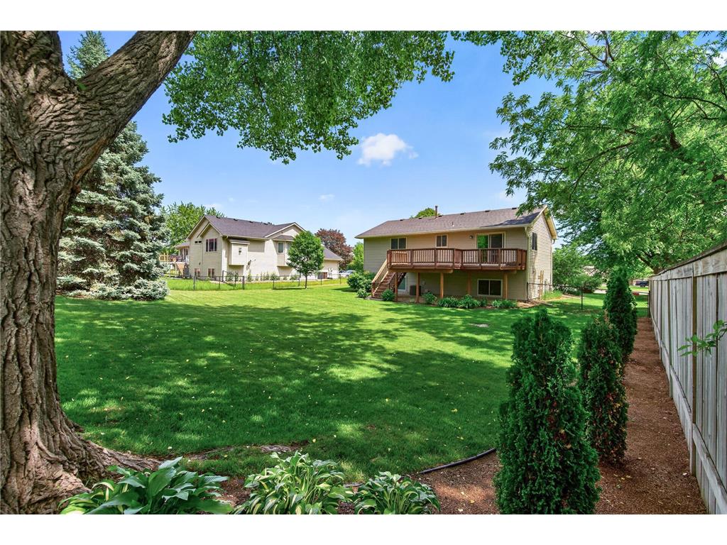 9850 Wynstone Drive Woodbury MN 55125 7084930 image20