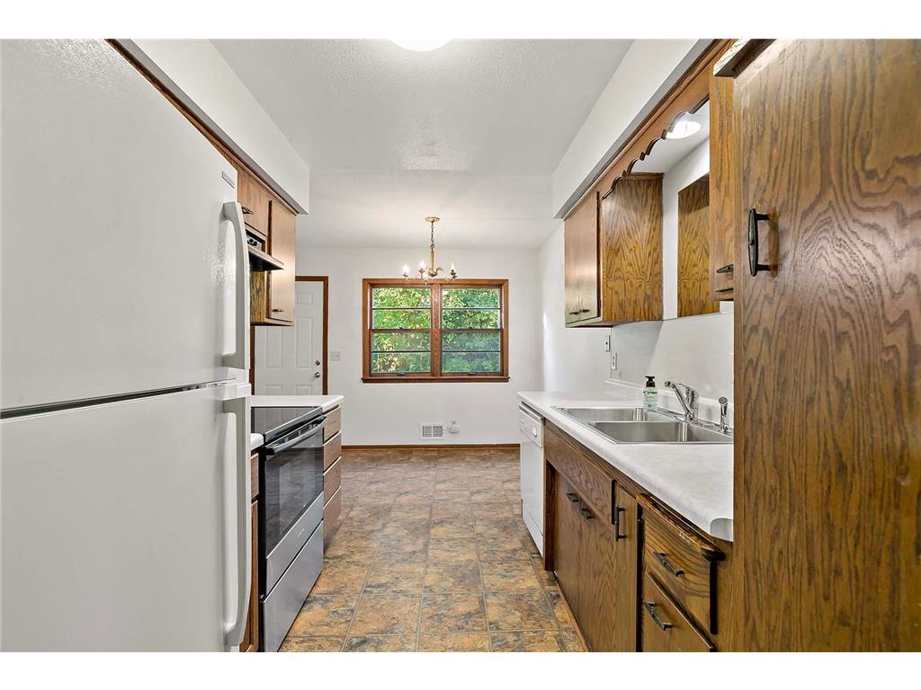 9852 Blaisdell Avenue S Bloomington MN 55420 6802375 image10