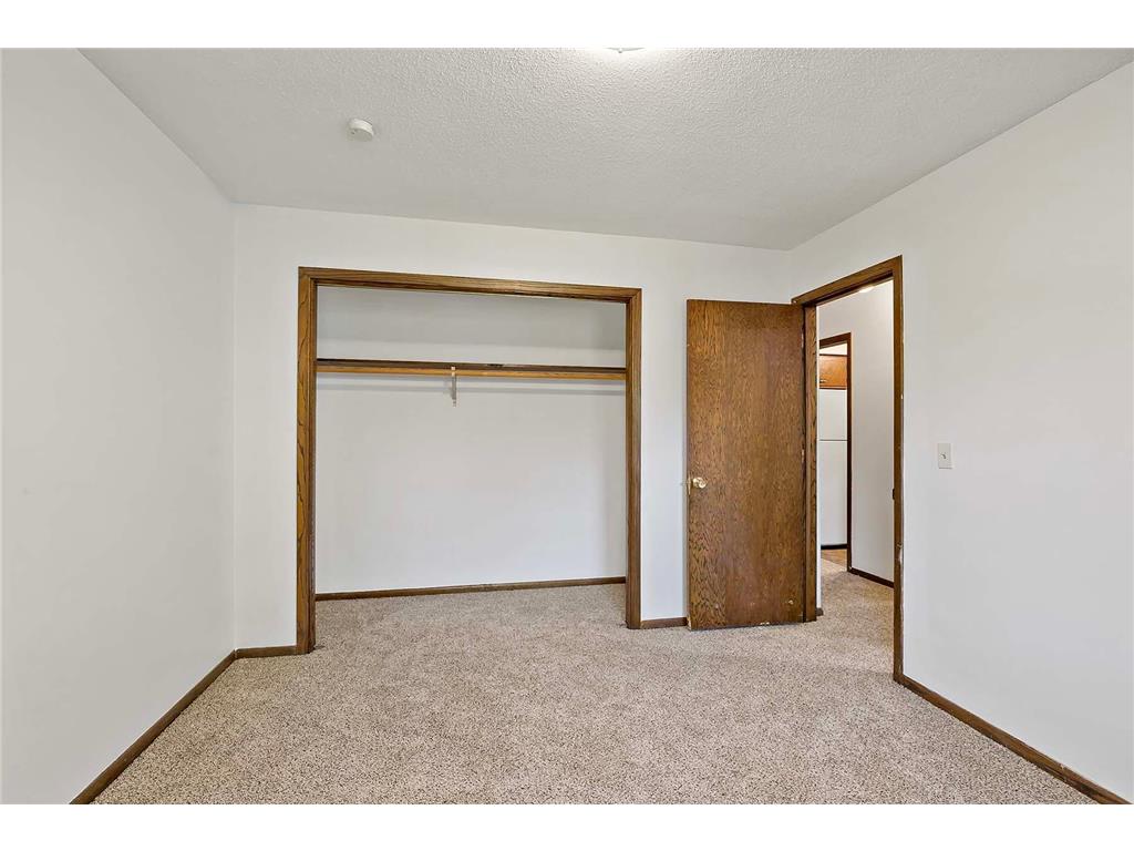 9852 Blaisdell Avenue S Bloomington MN 55420 6802375 image13