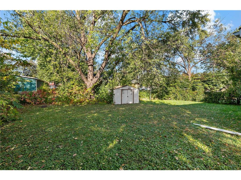 9852 Blaisdell Avenue S Bloomington MN 55420 6802375 image33