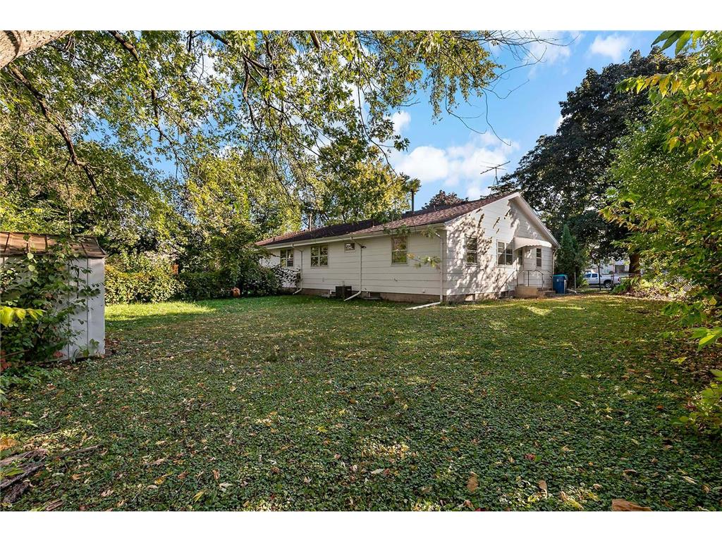 9852 Blaisdell Avenue S Bloomington MN 55420 6802375 image35