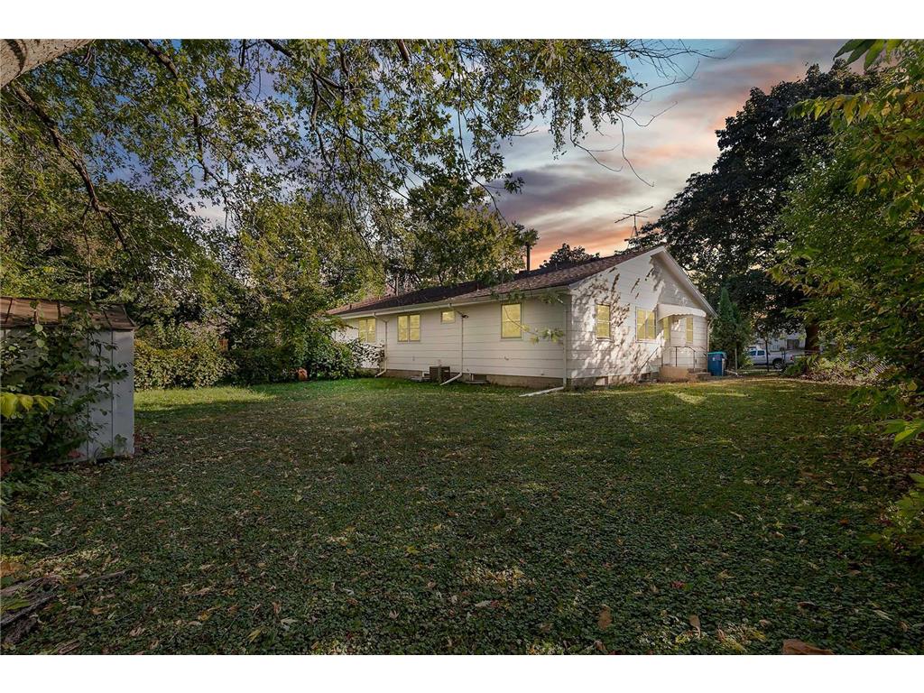 9852 Blaisdell Avenue S Bloomington MN 55420 6802375 image37