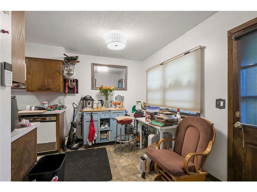 9852 Blaisdell Avenue S Bloomington MN 55420 6802375 image40