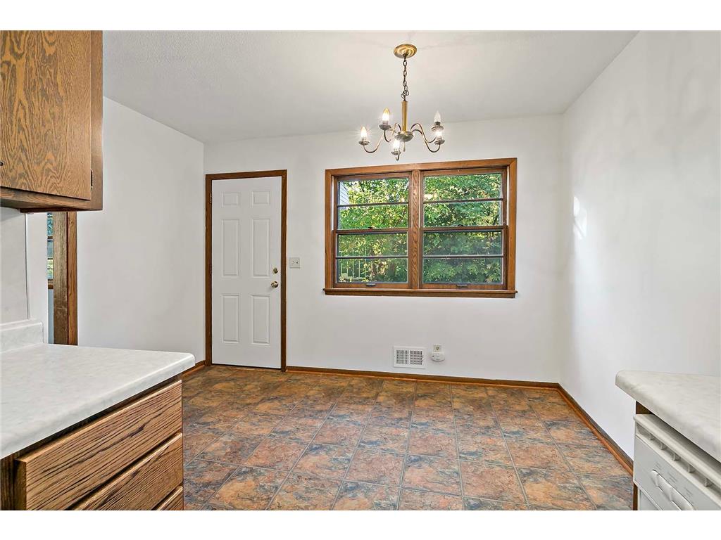 9852 Blaisdell Avenue S Bloomington MN 55420 6802375 image7