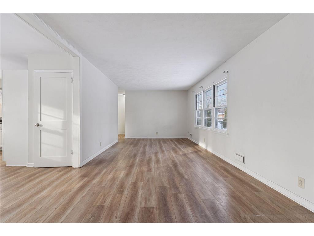 9858 93rd Place N Maple Grove MN 55369 7006480 image12