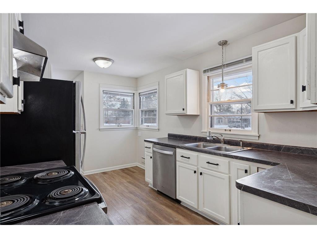 9858 93rd Place N Maple Grove MN 55369 7006480 image3