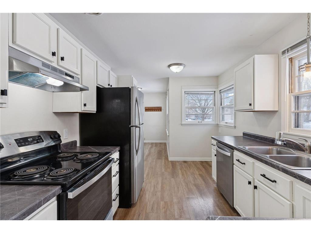 9858 93rd Place N Maple Grove MN 55369 7006480 image4