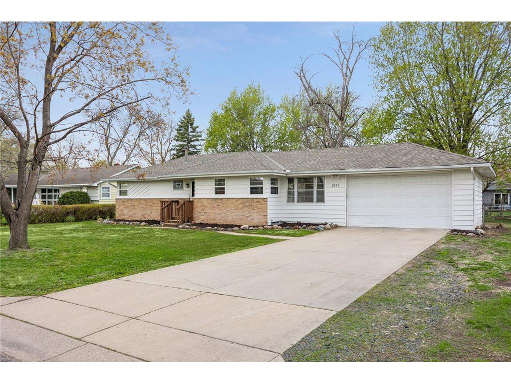 9858 93rd Place N Maple Grove MN 55369 7065058 image1