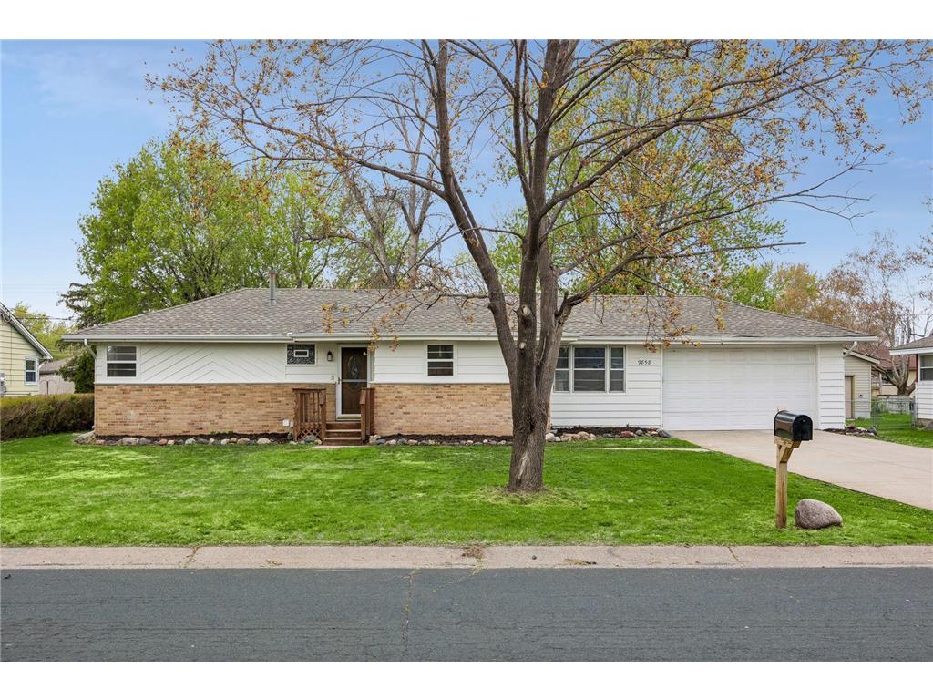 9858 93rd Place N Maple Grove MN 55369 7065058 image2