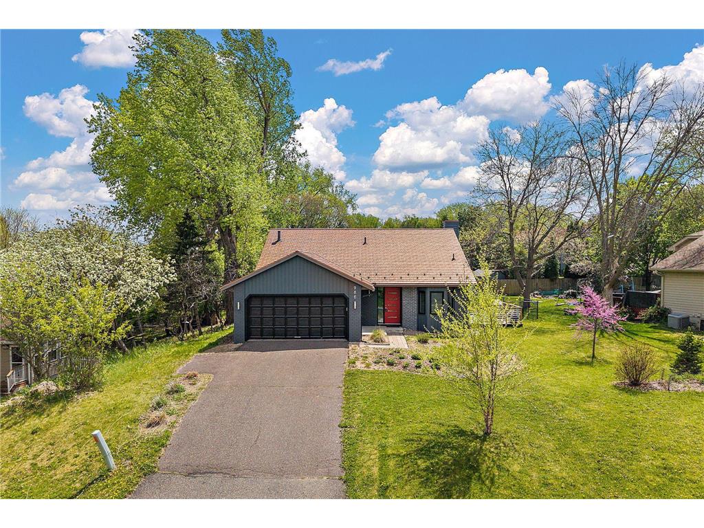 986 Demont Avenue E Maplewood MN 55109 7074022 image17
