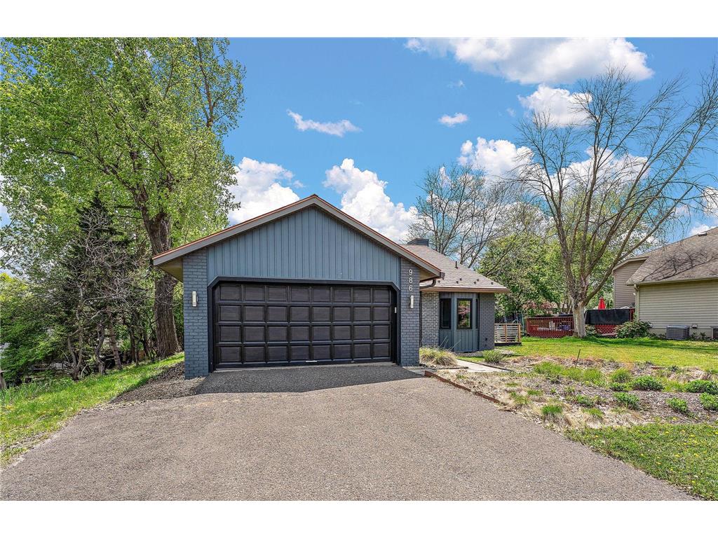 986 Demont Avenue E Maplewood MN 55109 7074022 image3