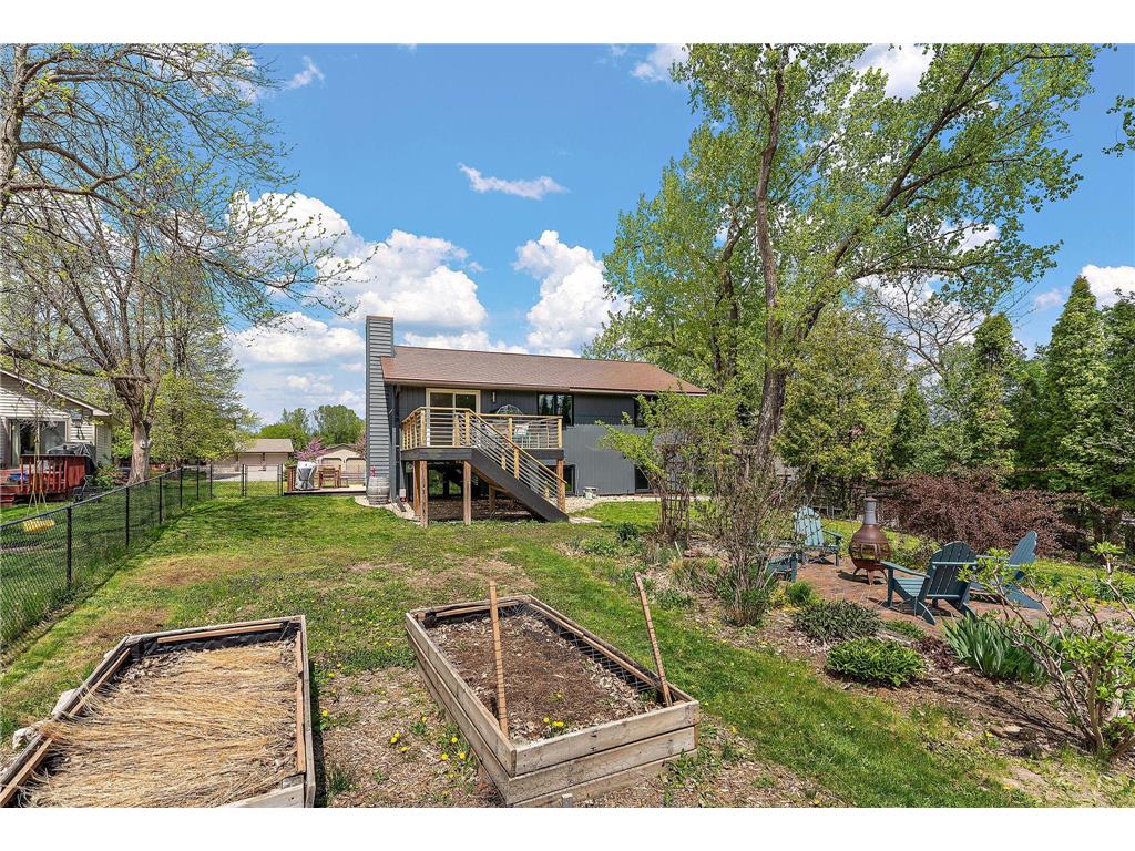 986 Demont Avenue E Maplewood MN 55109 7074022 image8