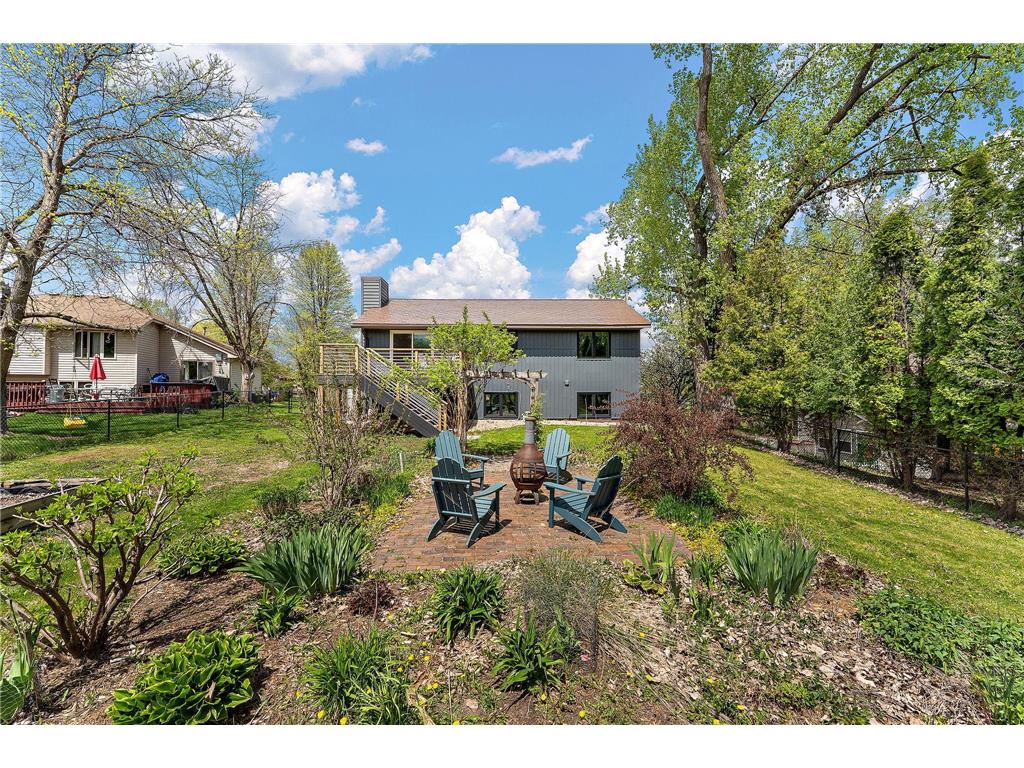 986 Demont Avenue E Maplewood MN 55109 7074022 image9