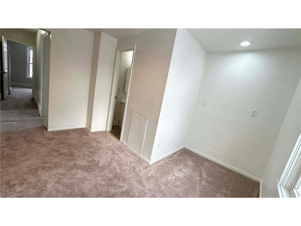 986 Euclid Street Saint Paul MN 55106 6824897 image12