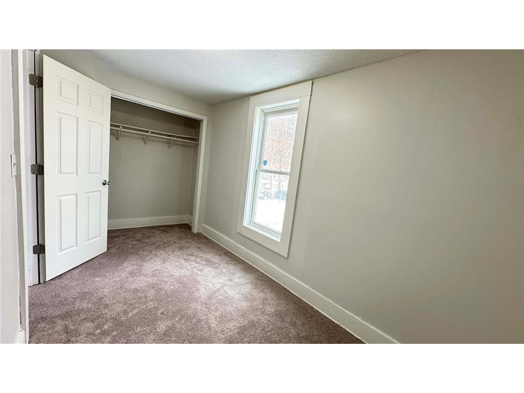 986 Euclid Street Saint Paul MN 55106 6824897 image6